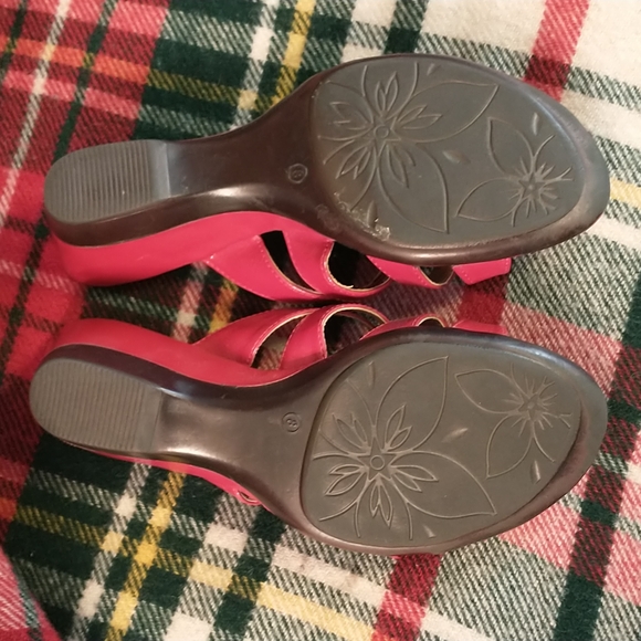 Merona Sandals - Picture 2 of 7